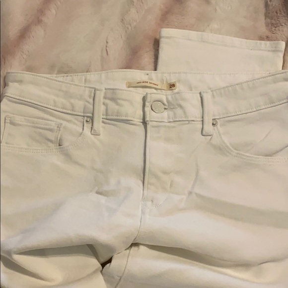 MID RISE SKINNY JEANS! - Picture 4 of 4